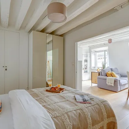 Bnbnova - 1br - Pompidou & شقة